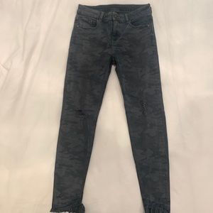 Zara Camoflage Print Jeans